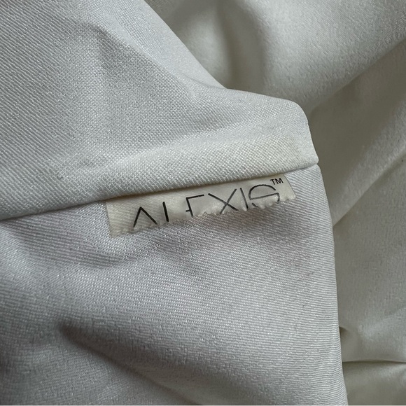 Alexis White Lace Dress - Picture 12 of 15